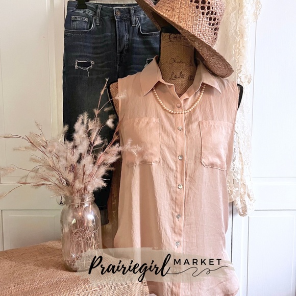 Forever 21 Tops - Forever 21 Blush Tan Sleeveless Button Down Top - Size 6 - Summer Top